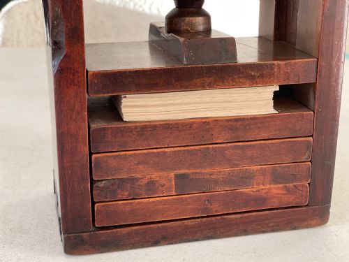 ANTIQUE TREEN PRESS FOR CARDS SMALL BOOKS POSTCARDS ETC - ADDITIONAL PHOTO 6