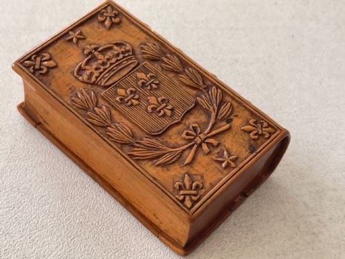 ANTIQUE TREEN SNUFF BOOK BOX - ADDITIONAL PHOTO 1