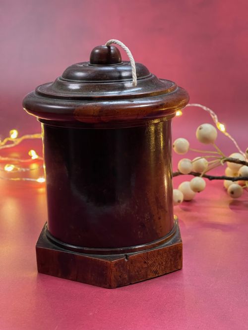 antique treen string box hexagonal base - CATEGORY: ANTIQUE BOXES - DATED 19TH CENTURY