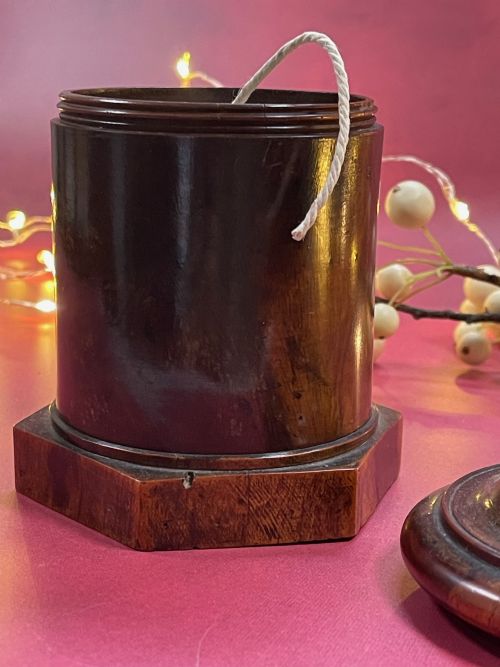 ANTIQUE TREEN STRING BOX HEXAGONAL BASE - ADDITIONAL PHOTO 4