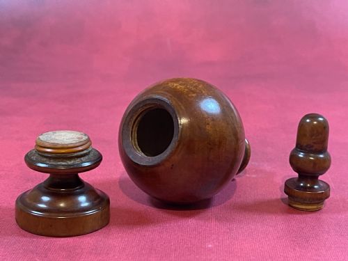 ANTIQUE TREEN BURR BOXWOOD SPICE FLASK - ADDITIONAL PHOTO 1