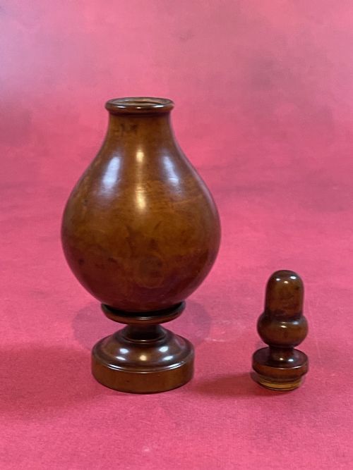 ANTIQUE TREEN BURR BOXWOOD SPICE FLASK - ADDITIONAL PHOTO 3