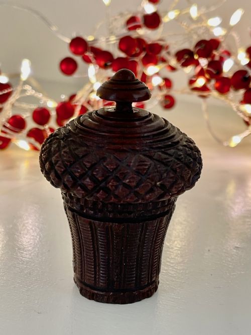 ANTIQUE TREEN NUTMEG GRATER BUCKET SHAPED - ADDITIONAL PHOTO 1