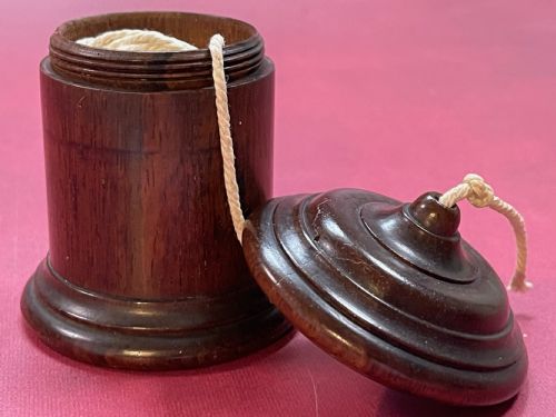 AM ANTIQUE MINIATURE TWINESTRING BOX - ADDITIONAL PHOTO 1
