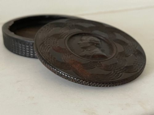AN ANTIQUE SNUFF BOX EBONY ENGINE TURNED HAYDN SHAKESPEARE - ADDITIONAL PHOTO 3