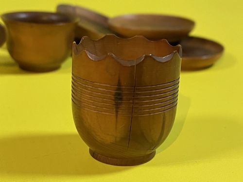 AN ANTIQUE CEDAR WOOD MINIATURE TEA SET - ADDITIONAL PHOTO 8