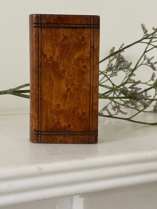 ANTIQUE TREEN BIRDS EYE MAPLE SNUFF BOX - ADDITIONAL PHOTO 1
