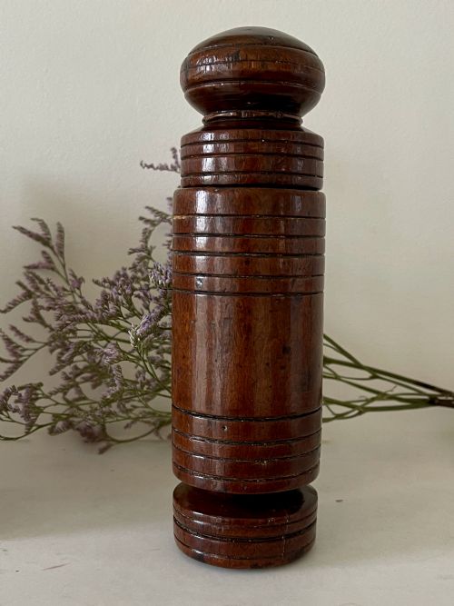 late 1600s early 1700s antique treen spice mortar grater - CATEGORY: ANTIQUE MISCELLANEOUS - DATED 17TH CENTURY