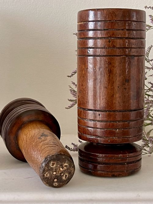 LATE 1600S EARLY 1700S ANTIQUE TREEN SPICE MORTAR GRATER - ADDITIONAL PHOTO 3