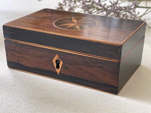 a small antique tunbridge ware box working key - CATEGORY: ANTIQUE BOXES - DATED 19TH CENTURY
