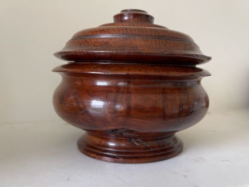 ANTIQUE YEW WOOD SPICE POT - ADDITIONAL PHOTO 4