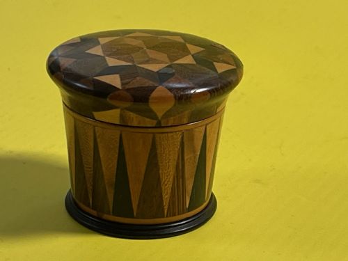 ANTIQUE TUNBRIDGE WARE NUTMEG GRATER RARE FORM - ADDITIONAL PHOTO 1
