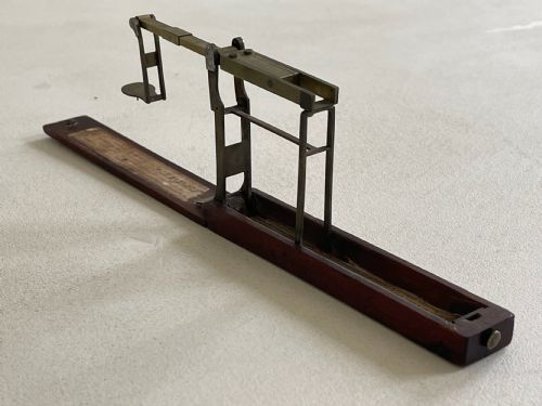 ANTIQUE DOUBLE TURN SCALES FOR SOVEREIGNS GUINEAS - ADDITIONAL PHOTO 3
