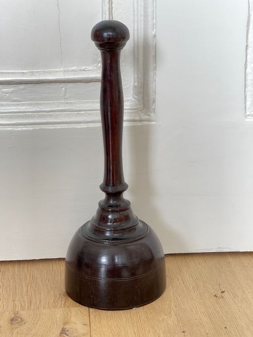 ANTIQUE TREEN DOOR STOP MALLET SHAPED - ADDITIONAL PHOTO 3