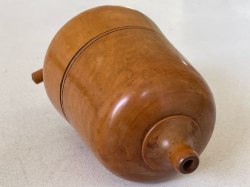 ANTIQUE TREEN LEMON SQUEEZER - ADDITIONAL PHOTO 1