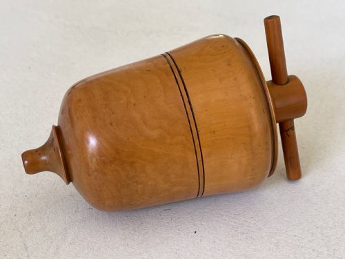 ANTIQUE TREEN LEMON SQUEEZER - ADDITIONAL PHOTO 4