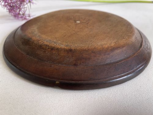 A RARE ENGLISH ANTIQUE TREEN PLATTER - ADDITIONAL PHOTO 2