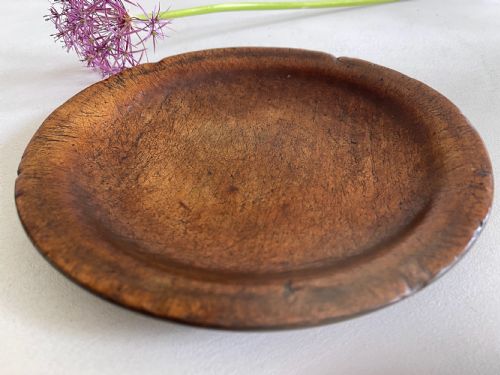 A RARE ENGLISH ANTIQUE TREEN PLATTER - ADDITIONAL PHOTO 5