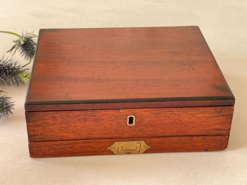 AN ANTIQUE ARTIST'S PAINT BOX WORKING KEY OLD RECEIPT LOTS OF CONTENTS - ADDITIONAL PHOTO 11