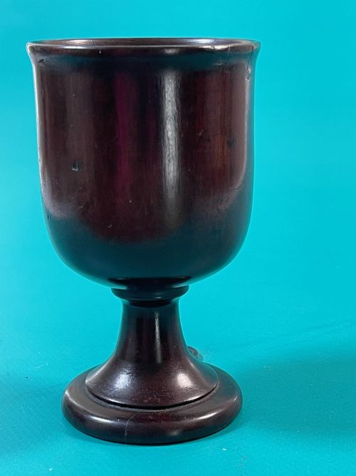 AN ANTIQUE TREEN GOBLET UNUSUAL IN PLUM WOOD - ADDITIONAL PHOTO 2