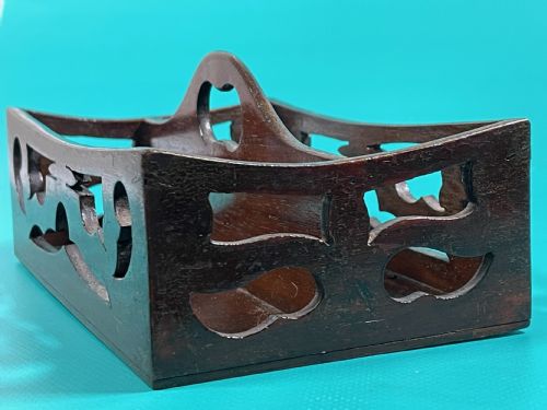 AN ANTIQUE ROSEWOOD DESK TIDY - ADDITIONAL PHOTO 2