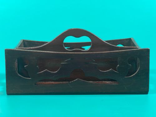 AN ANTIQUE ROSEWOOD DESK TIDY - ADDITIONAL PHOTO 4