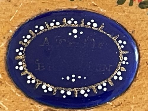 AN ANTIQUE GEORGIAN TUNBRIDGE WARE CRIBBAGE BOARD WITH A BILSTON ENAMEL PLAQUE - ADDITIONAL PHOTO 5