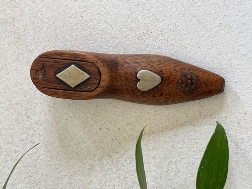 AN ANTIQUE SMALL SNUFF SHOE LOVE TOKEN HEART DIAMOND - ADDITIONAL PHOTO 3