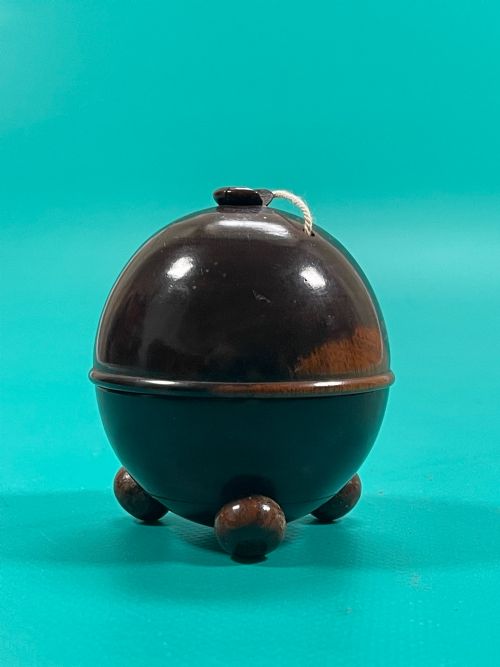 ANTIQUE TREEN SPHERICAL STRING BOX - ADDITIONAL PHOTO 3