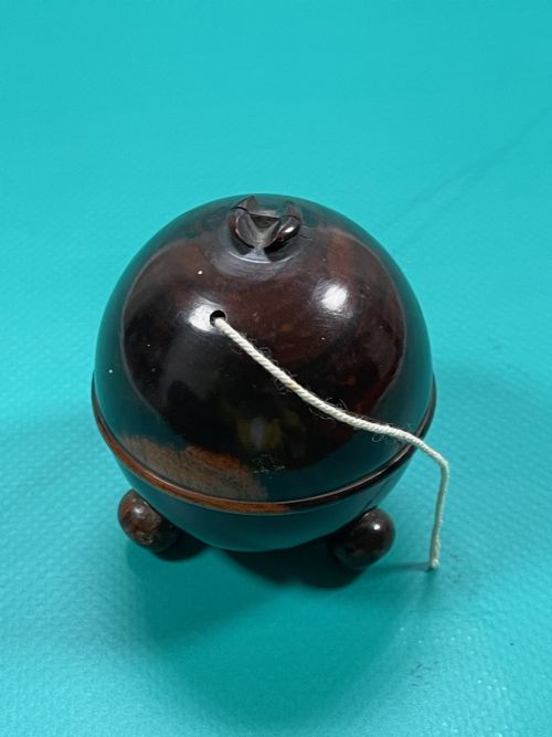 ANTIQUE TREEN SPHERICAL STRING BOX - ADDITIONAL PHOTO 8
