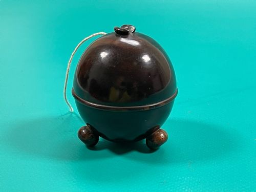 ANTIQUE TREEN SPHERICAL STRING BOX - ADDITIONAL PHOTO 11