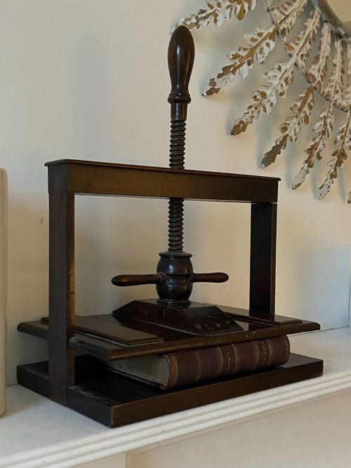 AN ANTIQUE MAHOGANY BOOK PRESS - ADDITIONAL PHOTO 6