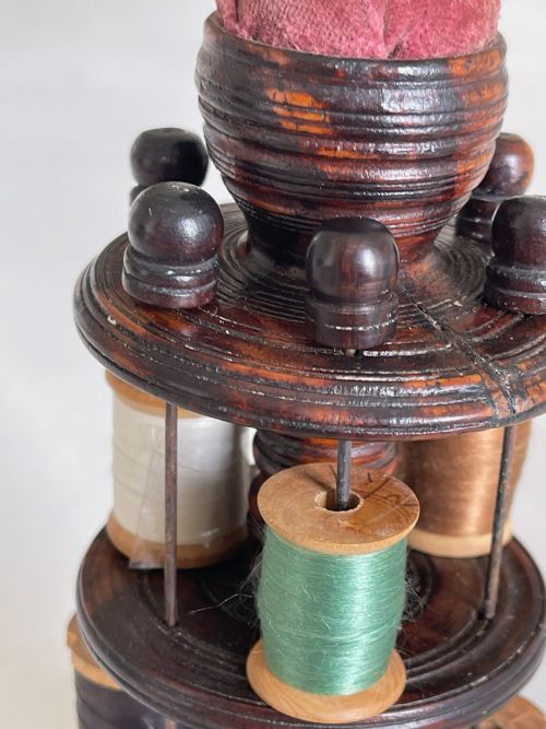 AN ANTIQUE TREEN SEWING TOWER REEL HOLDER PIN CUSHION - ADDITIONAL PHOTO 3