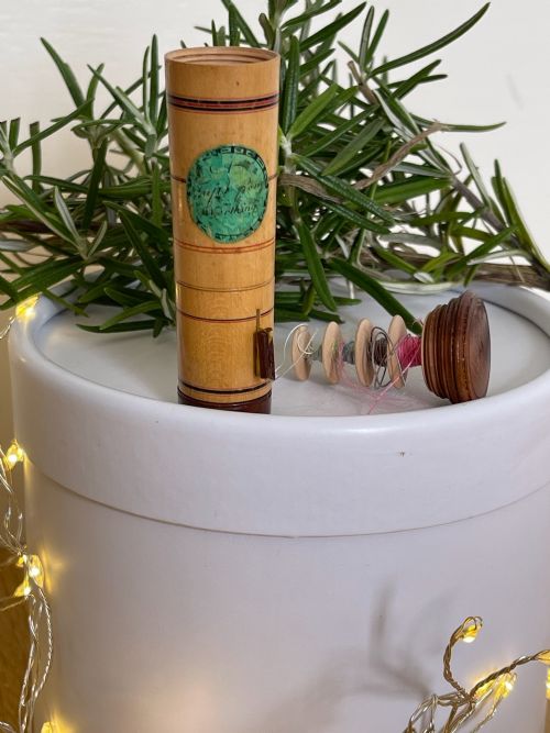 A GEORGIAN TAPE MEASURE AND SPOOL HOLDER - ADDITIONAL PHOTO 1