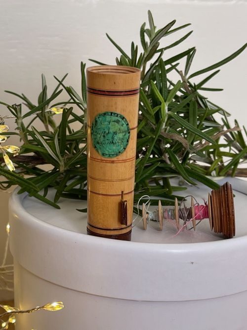 A GEORGIAN TAPE MEASURE AND SPOOL HOLDER - ADDITIONAL PHOTO 2