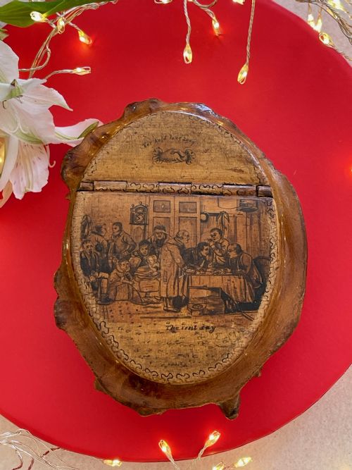 antique scottish burr wood snuff box - CATEGORY: ANTIQUE BOXES - DATED 19TH CENTURY
