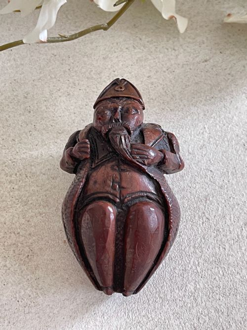 AN ANTIQUE NAPOLEON GRUMBLER SOLDIER SNUFF BOX - ADDITIONAL PHOTO 3