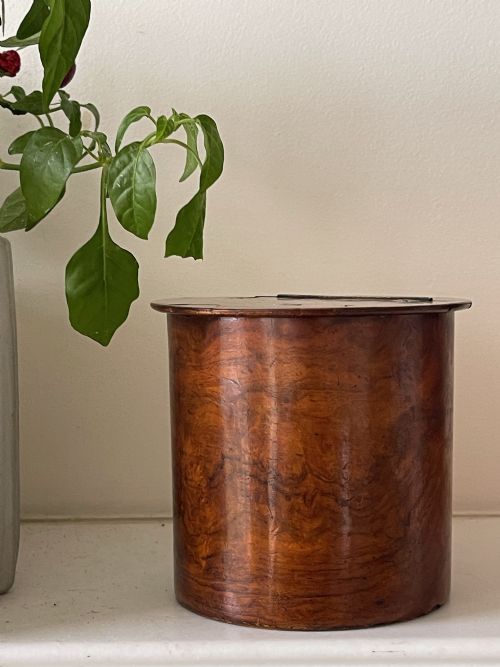antique circular tea caddy - CATEGORY: ANTIQUE BOXES - DATED 19TH CENTURY