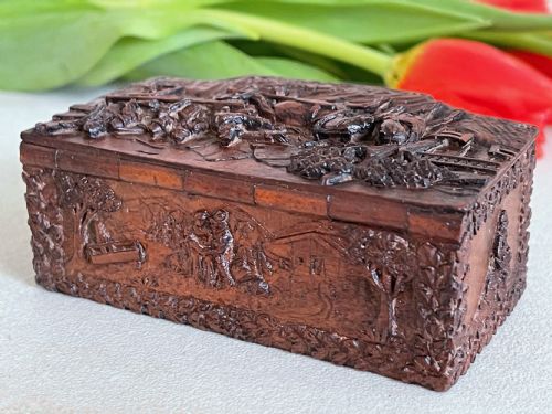 A VERY WELL CARVED SNUFF BOX - ADDITIONAL PHOTO 3