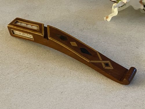 ANTIQUE TREEN KNITTING SHEATH POSSIBLE PROVENANCE - ADDITIONAL PHOTO 3