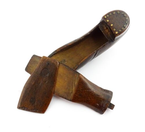 AN UNUSUAL PUZZLE SNUFF SHOE BASE OPENING HEART INLAY - ADDITIONAL PHOTO 1