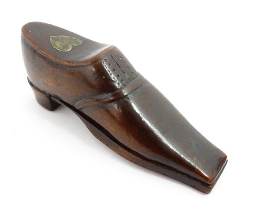 AN UNUSUAL PUZZLE SNUFF SHOE BASE OPENING HEART INLAY - ADDITIONAL PHOTO 5