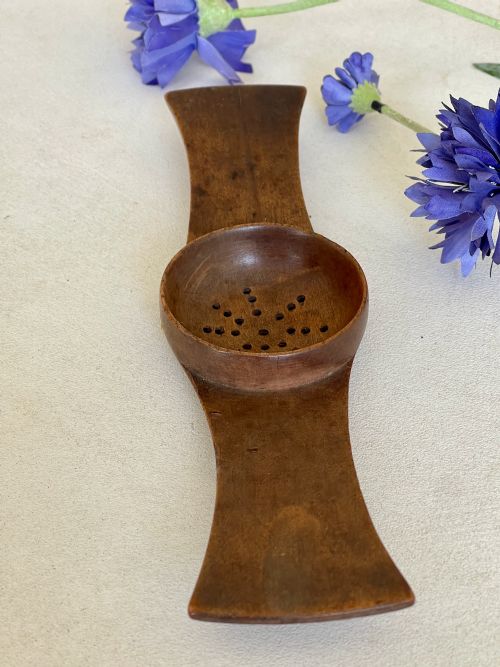 ANTIQUE TREEN NEGUS STRAINER - ADDITIONAL PHOTO 2