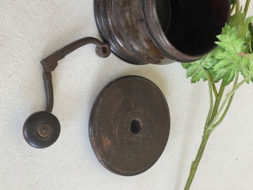 ANTIQUE TREEN LIGNUM VITAE COFFEE GRINDER FROM THE LEVI COLLECTION - ADDITIONAL PHOTO 2