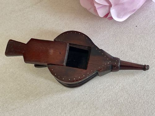 ANTIQUE BELLOWS SHAPED SNUFF BOX - ADDITIONAL PHOTO 1