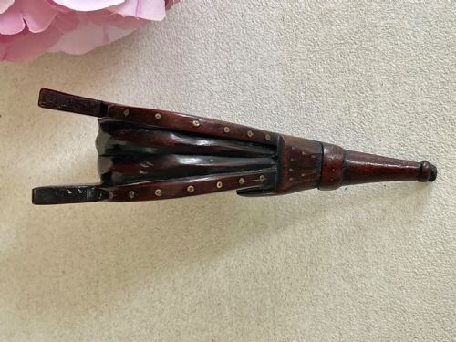 ANTIQUE BELLOWS SHAPED SNUFF BOX - ADDITIONAL PHOTO 2