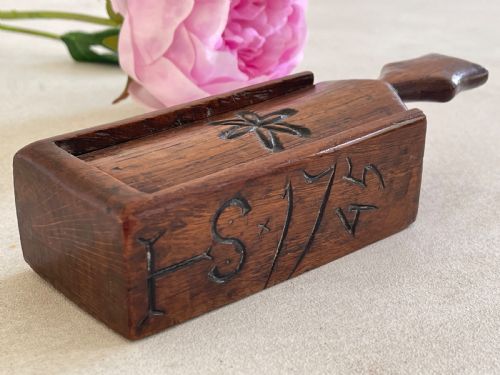 antique dated box 1745 - CATEGORY: ANTIQUE BOXES - DATED 16TH CENTURY