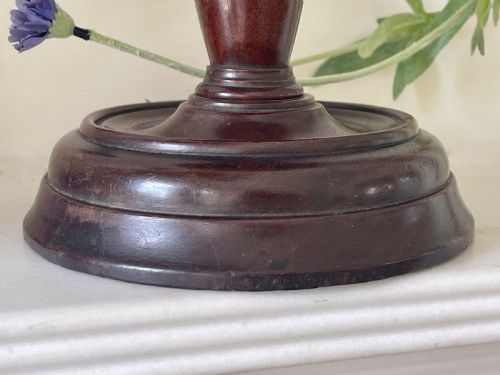 A GEORGIAN MAHOGANY ADJUSTABLE CANDLESTAND - ADDITIONAL PHOTO 1