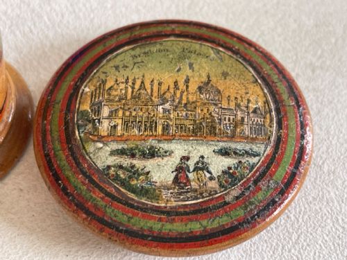 AN ANTIQUE GEORGIAN NUTMEG GRATER - ADDITIONAL PHOTO 5