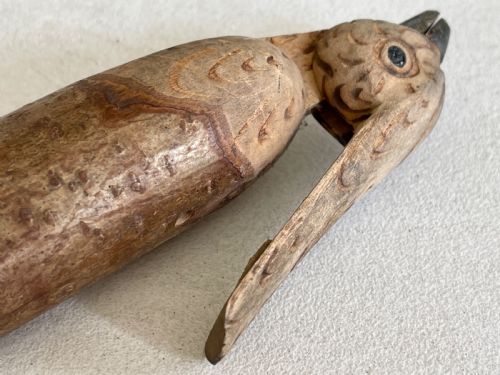 AN ANTIQUE TREEN PAINTED BIRD CALLWHISTLE - ADDITIONAL PHOTO 3